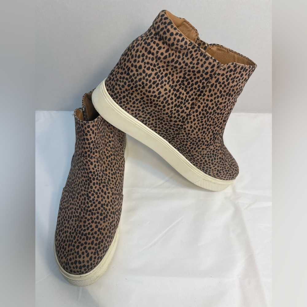 Universal Thread Leopard Print Wedge Sneakers
